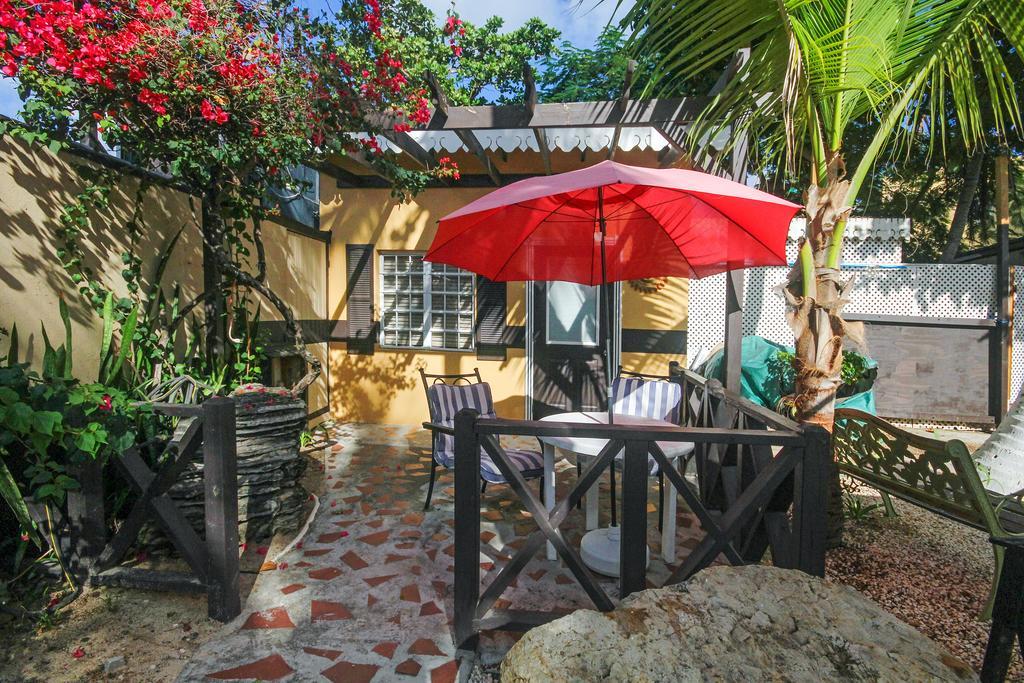 Mary'S Boon Beach Resort & Spa Simpson Bay Esterno foto